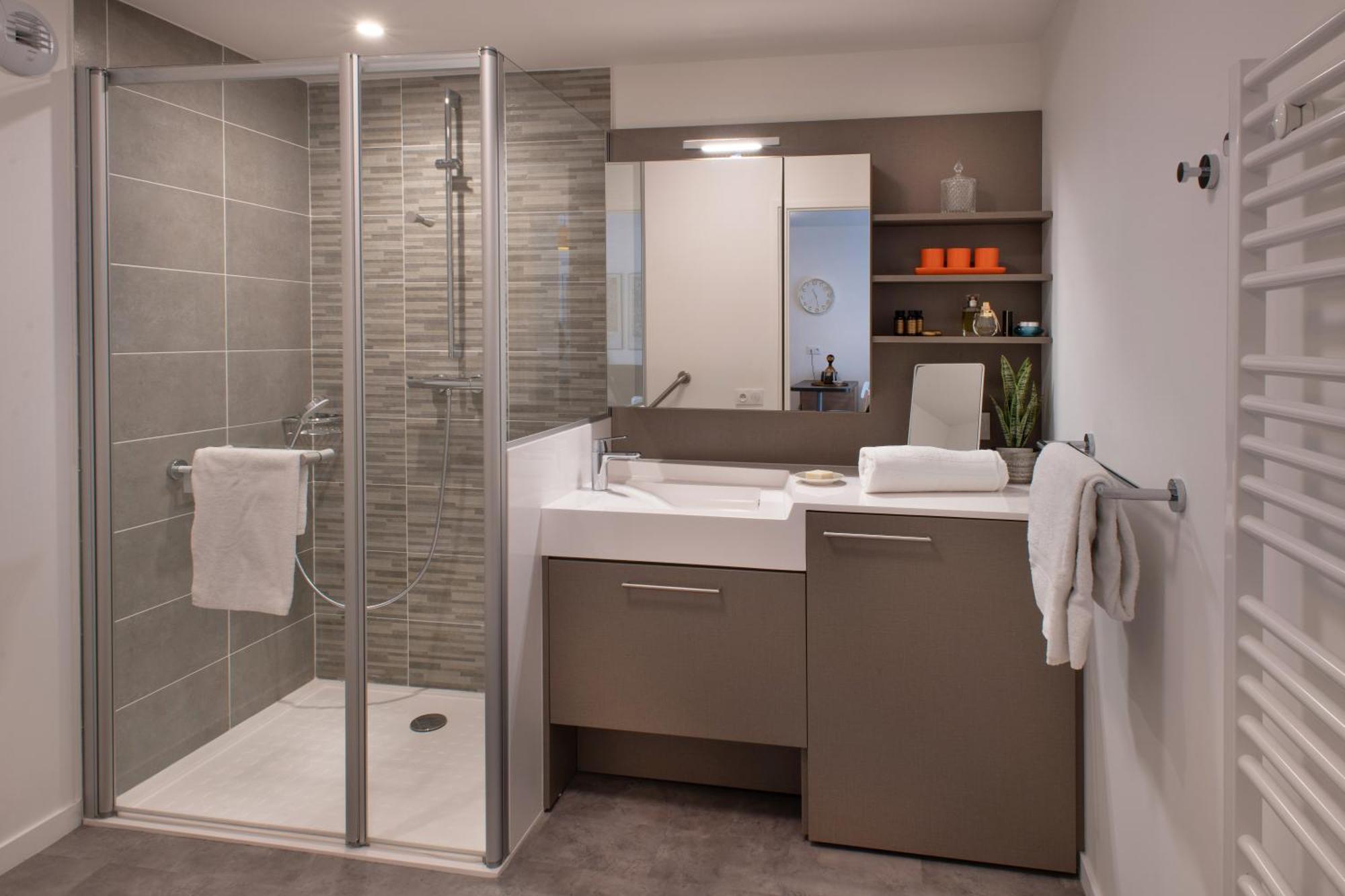 Domitys La Clef Des Arts Aparthotel Chalons en Champagne Luaran gambar