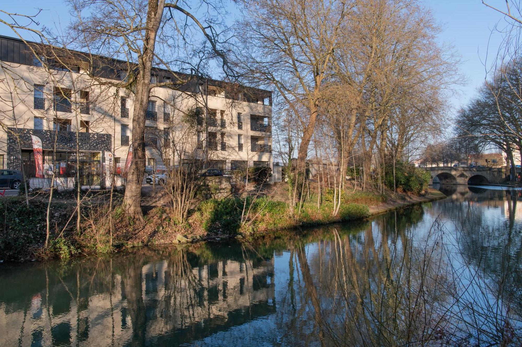 Domitys La Clef Des Arts Aparthotel Chalons en Champagne Luaran gambar